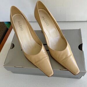Aldo Tan Pointed toe Pumps, Leather